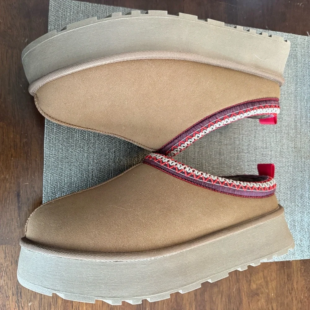 NWOT‎ Mule clog platform slip on shoe with furry lining